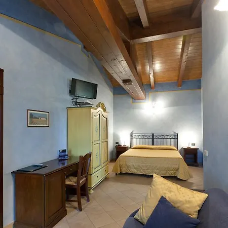 Hotel Del Rio Srl - Ristorante E Azienda Agricola 3*