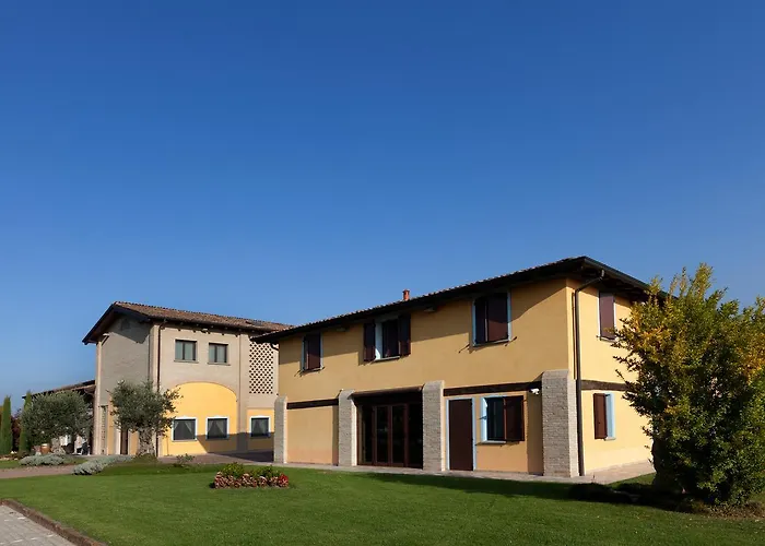 Del Rio Srl - Ristorante E Azienda Agricola 3*
