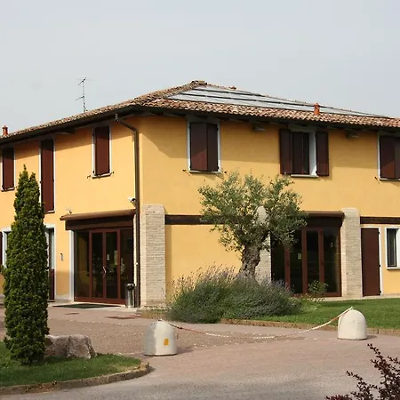 Del Rio Srl - Ristorante E Azienda Agricola 酒店 Casinalbo