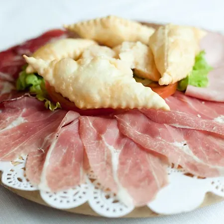 Del Rio Srl - Ristorante E Azienda Agricola ホテル Casinalbo