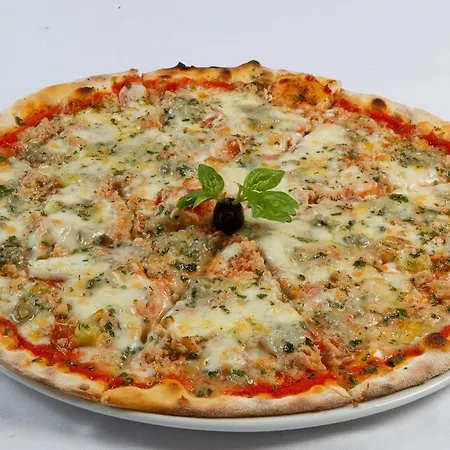 Del Rio Srl - Ristorante E Azienda Agricola ホテル 3*