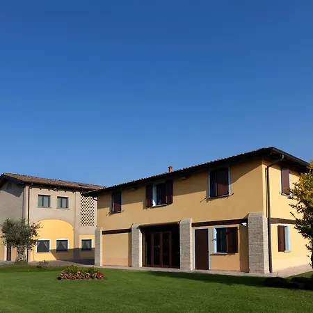 Del Rio Srl - Ristorante E Azienda Agricola 3*