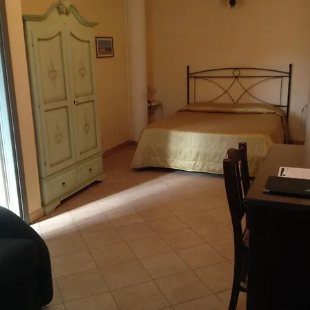 Del Rio Srl - Ristorante E Azienda Agricola ホテル